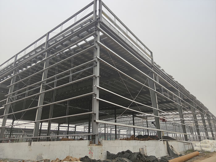 新泰钢结构厂房网架工程